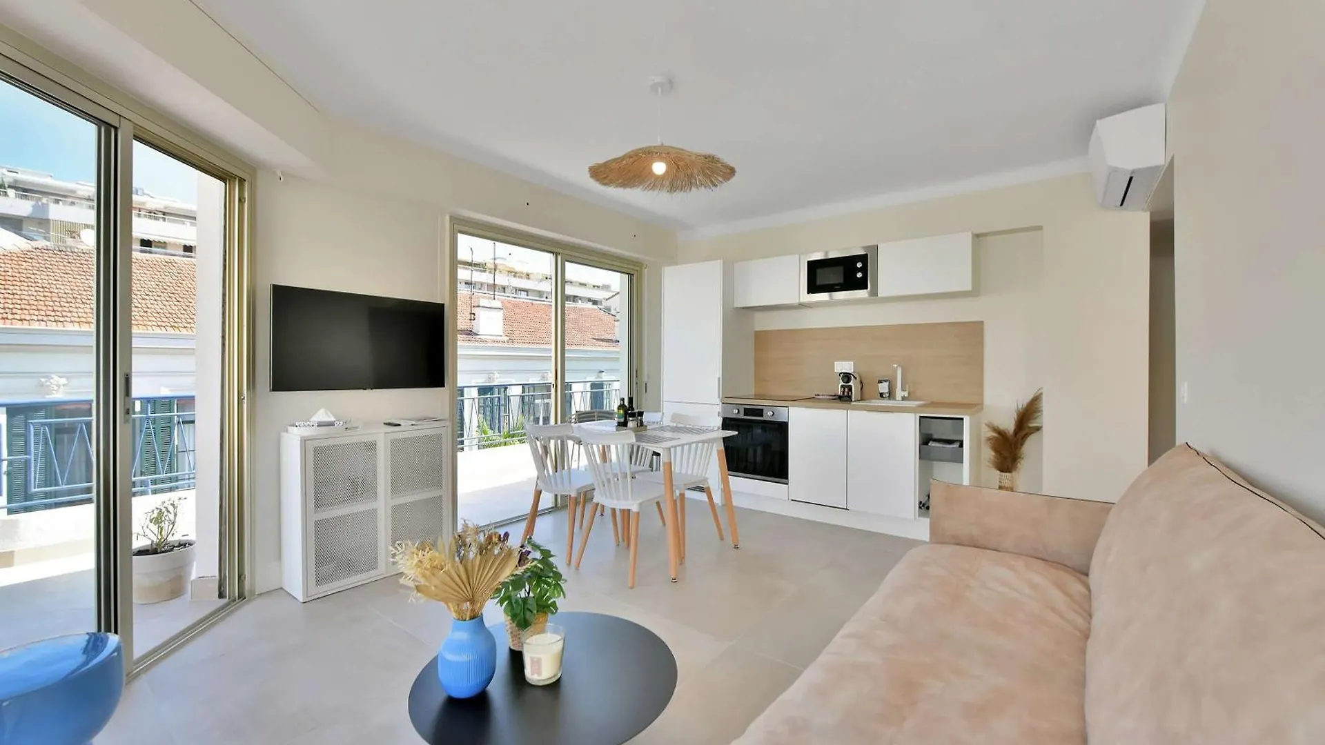 Appartamento L'Athena Elegant Avec Sublime Terrasse, Position Parfaite Pour Un Sejour Incroyable Cannes Francia