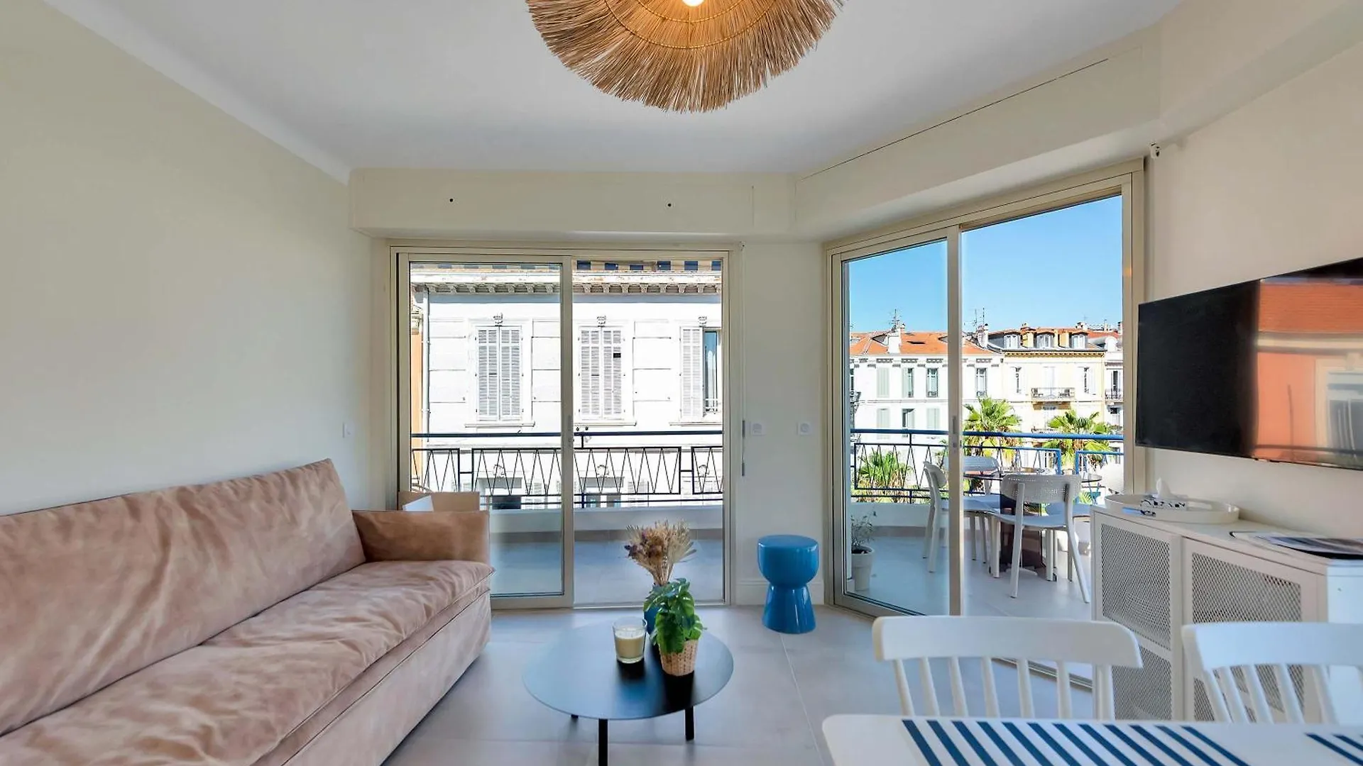 L'Athena Elegant Avec Sublime Terrasse, Position Parfaite Pour Un Sejour Incroyable Apartment Cannes 0*,  France